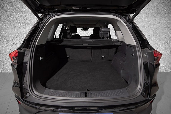 Maxus Euniq 6 23 of 25