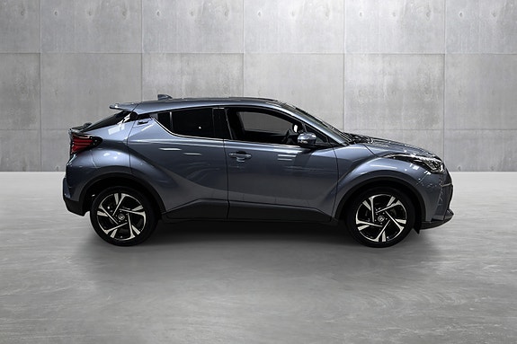 Toyota C-HR 6 of 19