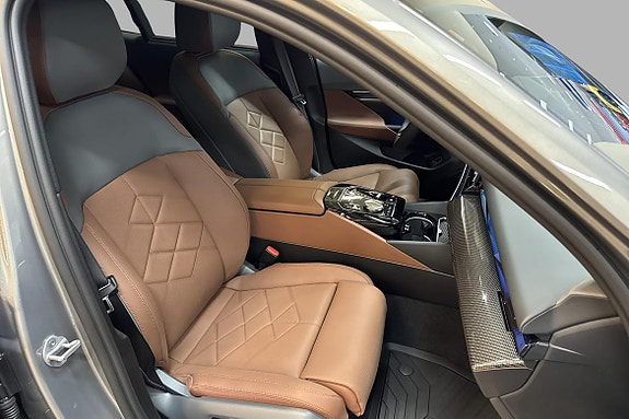 BMW i5 20 of 30