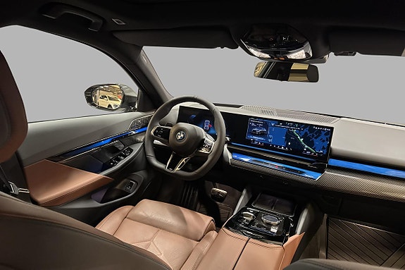BMW i5 11 of 30