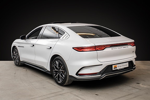 BYD Han 7 of 25