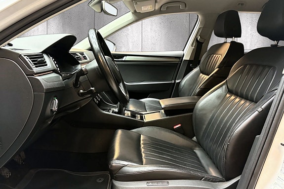 Skoda Superb 22 of 30