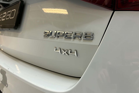 Skoda Superb 9 of 30