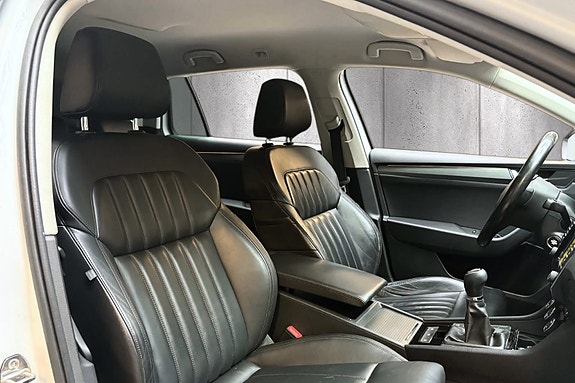 Skoda Superb 27 of 30