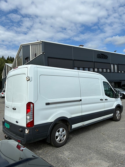 Ford Transit 310 L3 Van 4 of 11