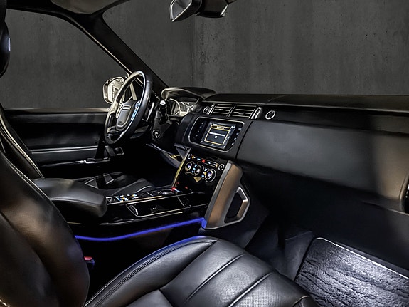 Land Rover Range Rover 18 of 29