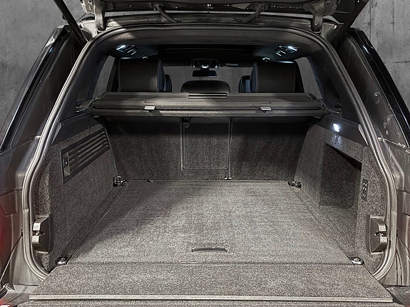 Land Rover Range Rover 29 of 29