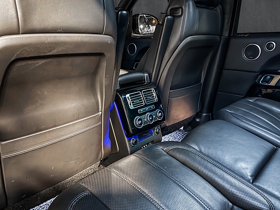Land Rover Range Rover 21 of 29