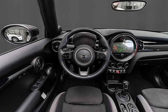MINI John Cooper Works 26 of 30