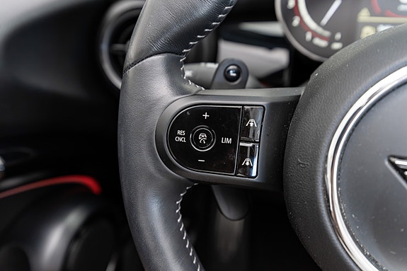 MINI John Cooper Works 28 of 30