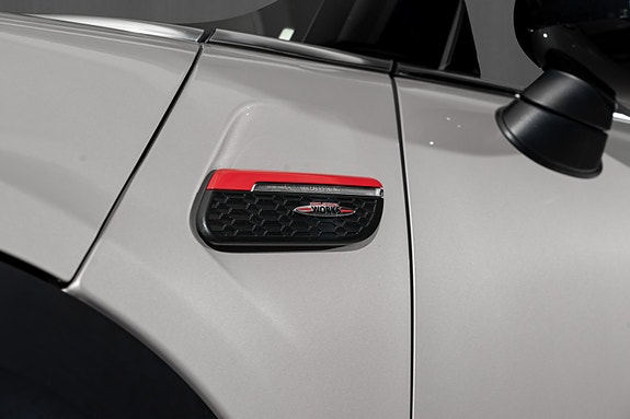 MINI John Cooper Works 22 of 30