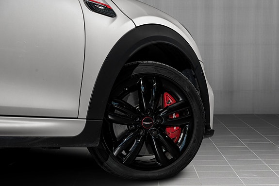 MINI John Cooper Works 24 of 30