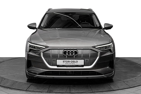 Audi e-tron 3 of 24