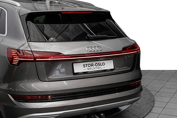 Audi e-tron 6 of 24