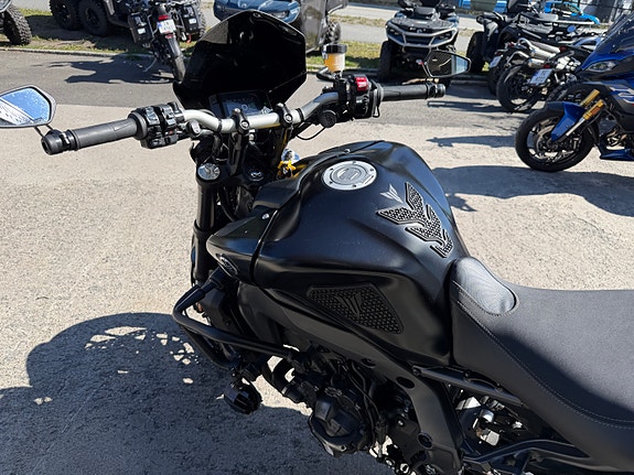 Yamaha MT-09 6 of 6