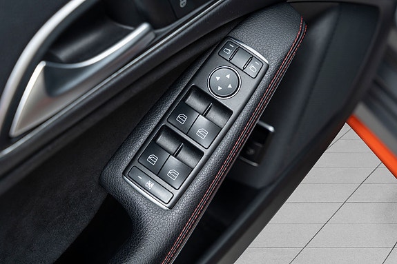 Mercedes-Benz CLA180 19 of 25