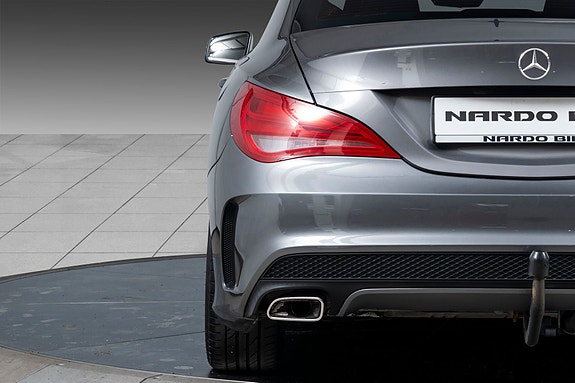 Mercedes-Benz CLA180 10 of 25