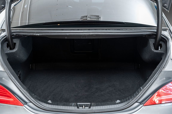 Mercedes-Benz CLA180 23 of 25