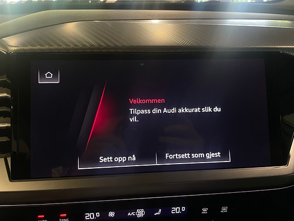 Audi Q4 e-tron 14 of 28