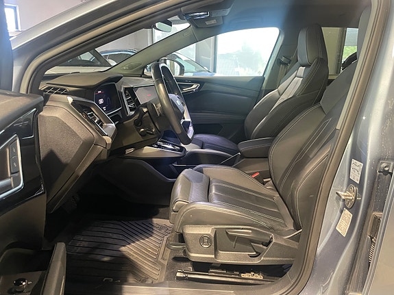 Audi Q4 e-tron 9 of 28