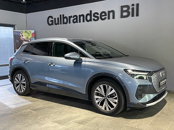 Audi Q4 e-tron 3 of 28