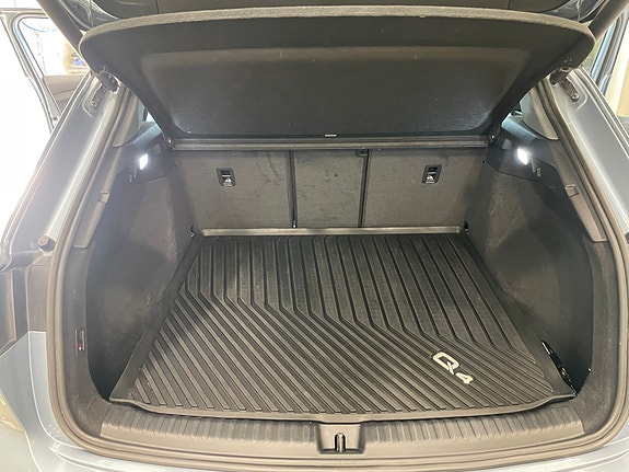 Audi Q4 e-tron 27 of 28