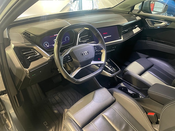 Audi Q4 e-tron 10 of 28