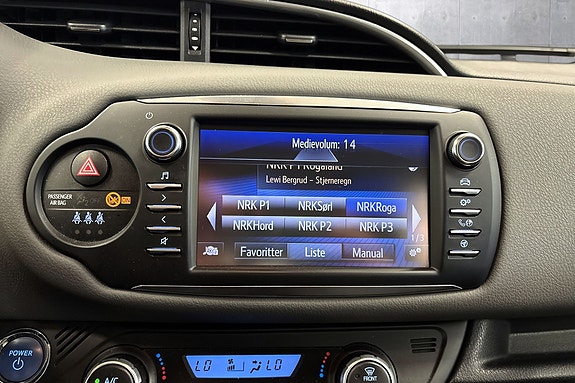 Toyota Yaris 23 of 30