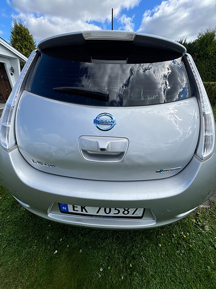 Nissan Leaf 2 of 12