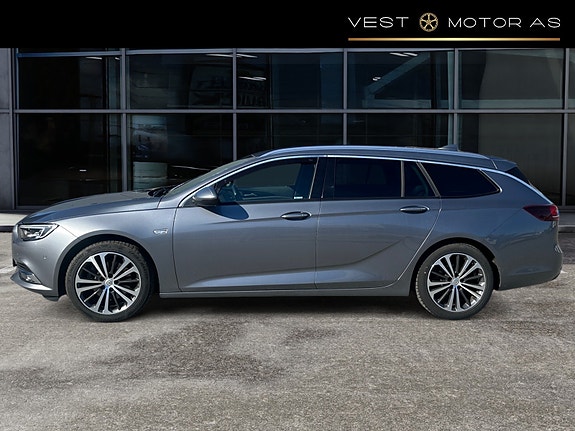 Opel Insignia 4 of 30