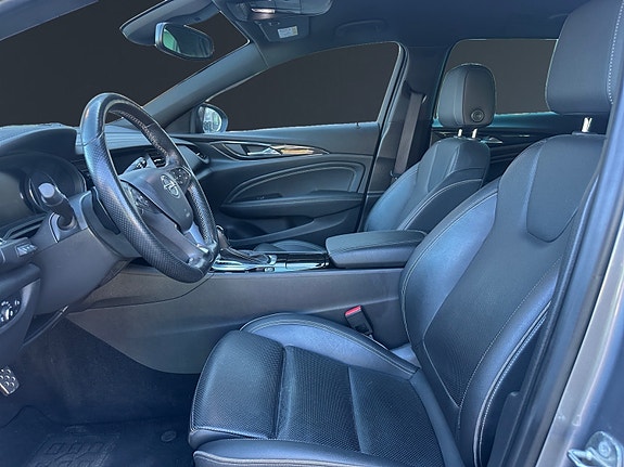 Opel Insignia 9 of 30