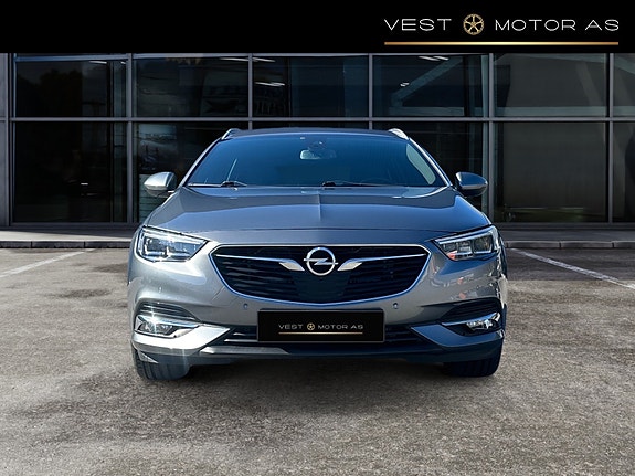 Opel Insignia 2 of 30