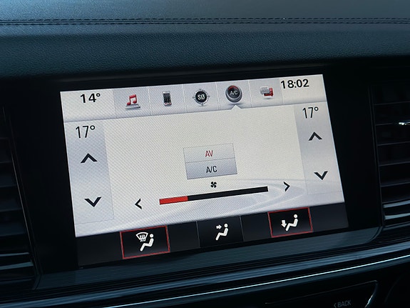 Opel Insignia 24 of 30
