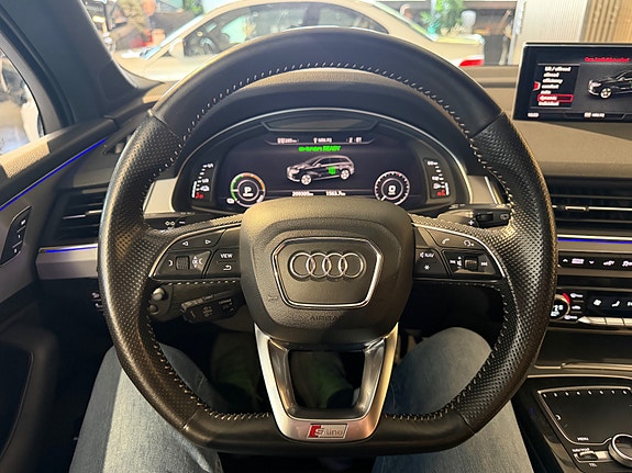 Audi Q7 23 of 30