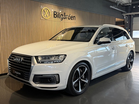 Audi Q7 8 of 30