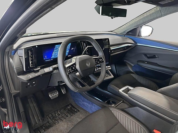 Renault Scenic E-Tech 8 of 26