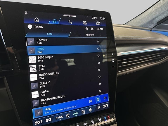 Renault Scenic E-Tech 16 of 26