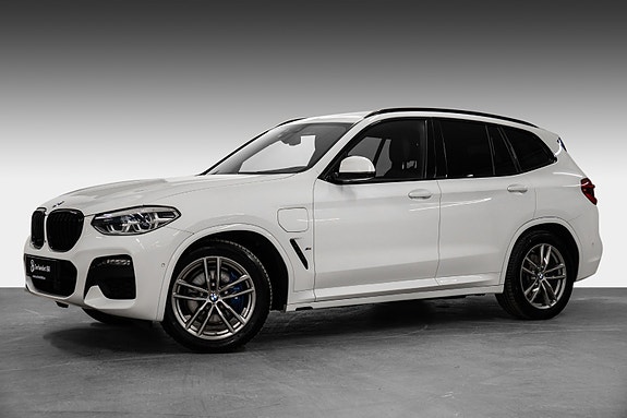 BMW X3 2 of 30