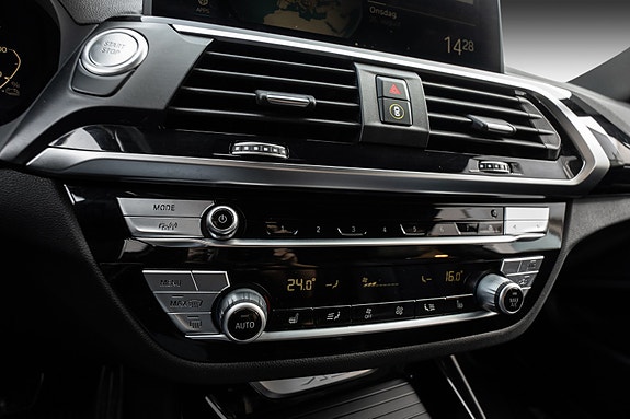 BMW X3 20 of 30