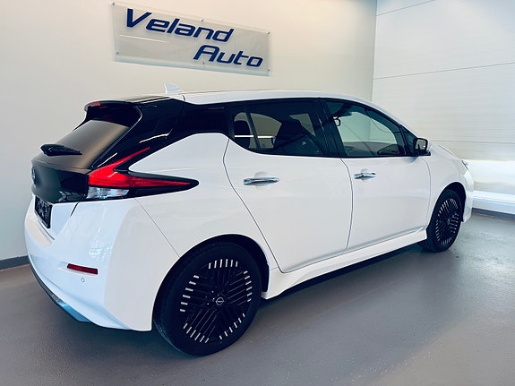 Nissan Leaf 6 of 26