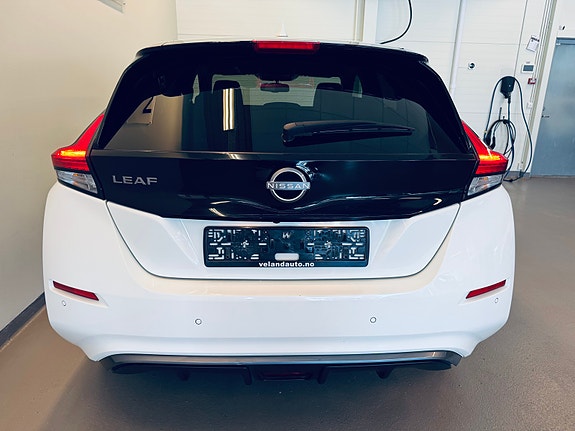 Nissan Leaf 7 of 26