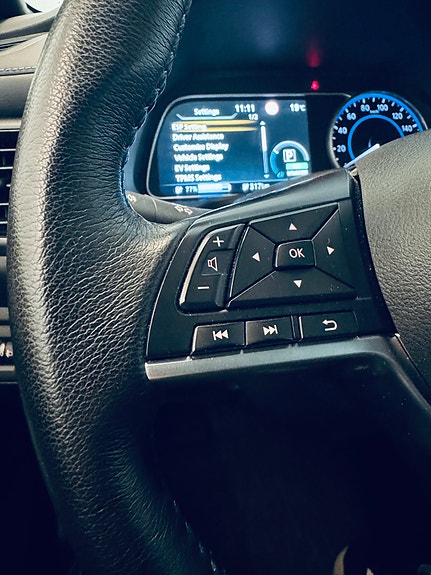 Nissan Leaf 18 of 26