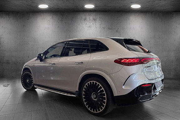 Mercedes-Benz EQE43 SUV 3 of 24