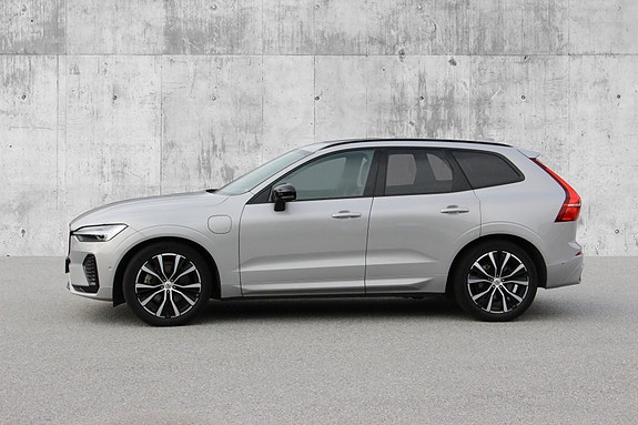 Volvo XC60 4 of 30