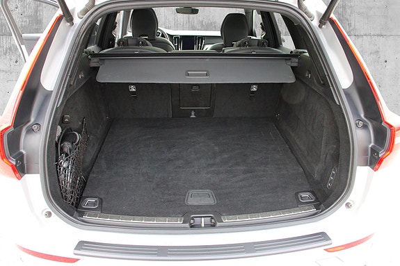 Volvo XC60 19 of 30