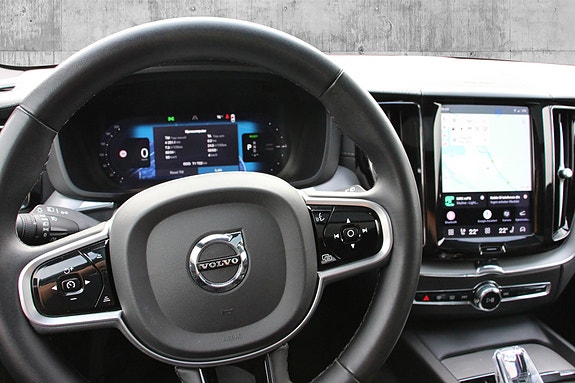 Volvo XC60 24 of 30
