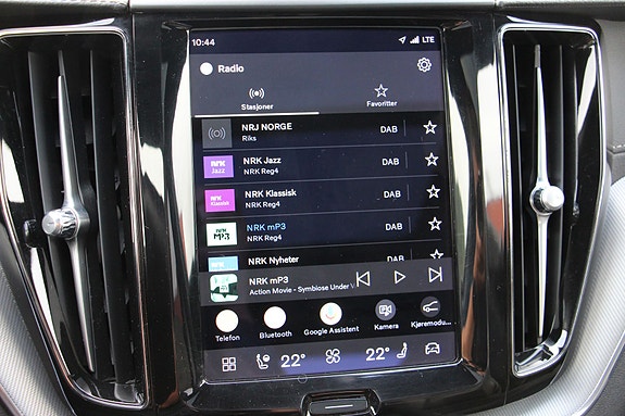 Volvo XC60 25 of 30