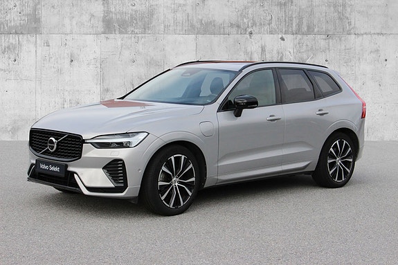 Volvo XC60 3 of 30