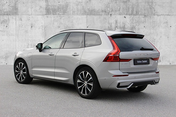 Volvo XC60 5 of 30