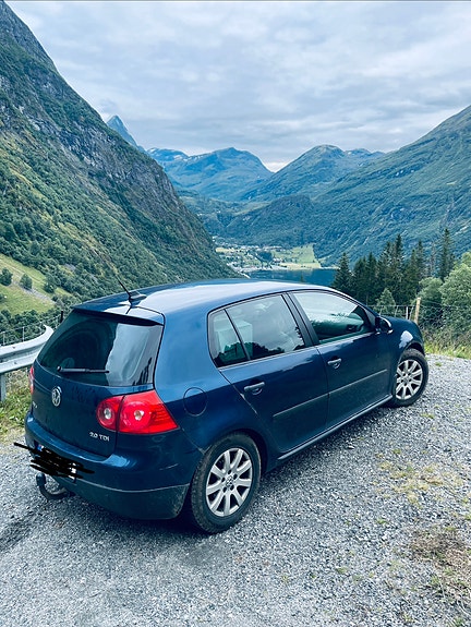 Volkswagen Golf V 14 of 30
